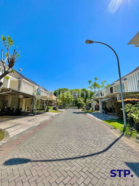 House for rent in South Jakarta, Indonesia · Cilandak · 3 rooms, 3 baths