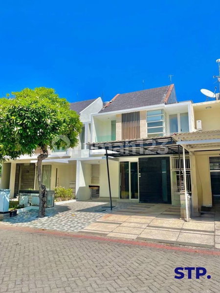 House for rent in South Jakarta, Indonesia · Cilandak · 3 rooms, 3 baths