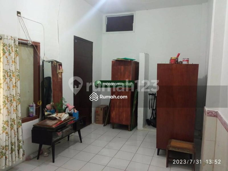 House for rent in Cimahi, Indonesia · 8 rooms, 3 baths
