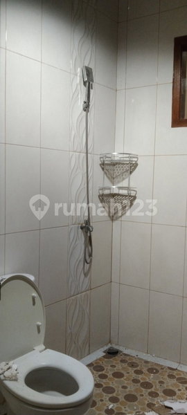 House for rent in Cimahi, Indonesia · 4 rooms, 6 baths