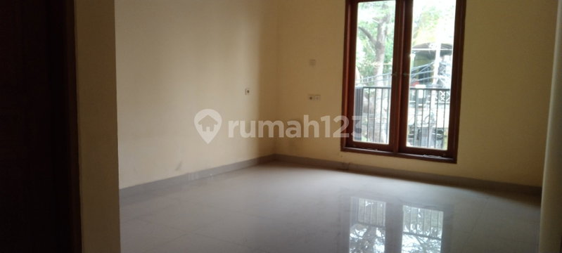 House for rent in Cimahi, Indonesia · 4 rooms, 6 baths