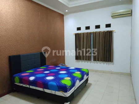 House for rent in Bandung, Indonesia · 5 rooms, 5 baths