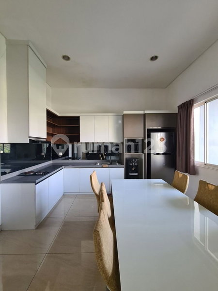 House for rent in North Jakarta, Indonesia · Penjaringan · 4 rooms, 3 baths