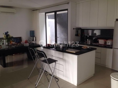 House for rent in North Jakarta, Indonesia · Penjaringan · 3 rooms, 3 baths