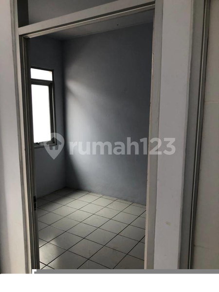 House for rent in Surabaya, Indonesia · 2 rooms, 1 bath