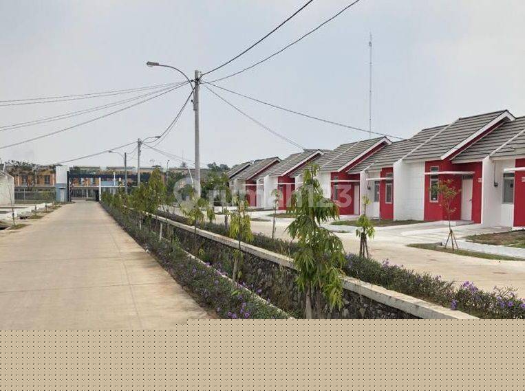 House for rent in Surabaya, Indonesia · 2 rooms, 1 bath