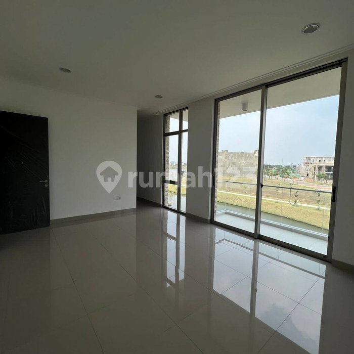 House for rent in North Jakarta, Indonesia · Penjaringan · 4 rooms, 6 baths