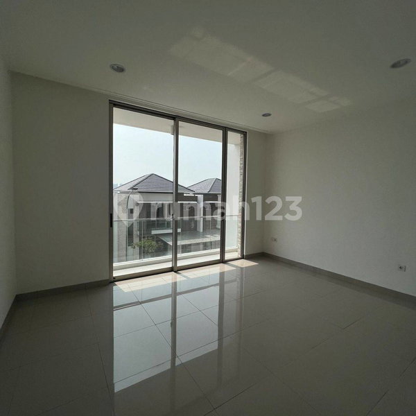 House for rent in North Jakarta, Indonesia · Penjaringan · 4 rooms, 6 baths