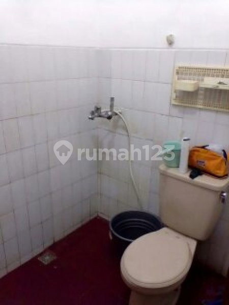 House for rent in Bandung, Indonesia · 2 rooms, 1 bath