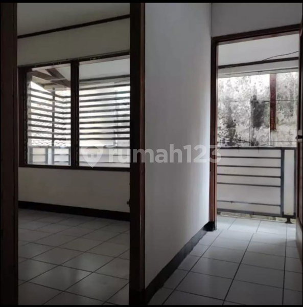 House for rent in Bandung, Indonesia · 3 rooms, 2 baths