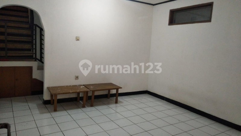 House for rent in Bandung, Indonesia · 3 rooms, 2 baths