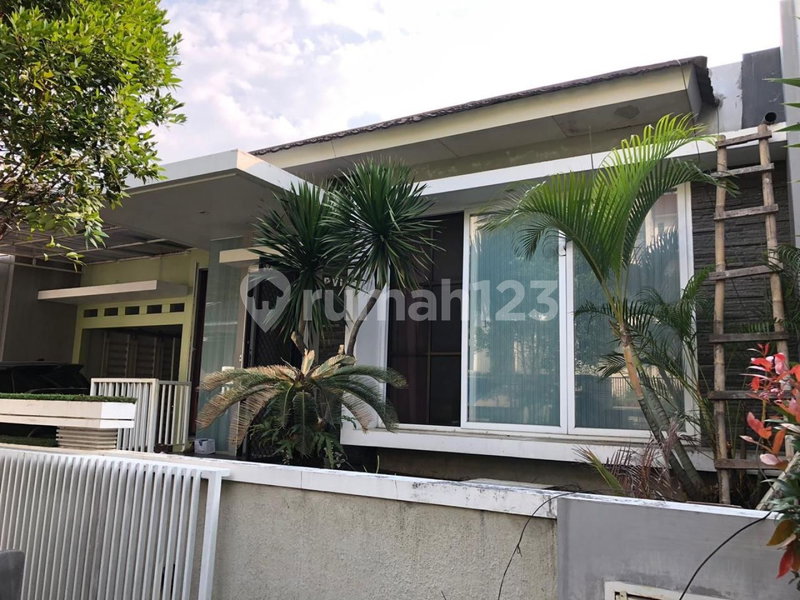 House for rent in Semarang, Indonesia · 3 rooms, 2 baths