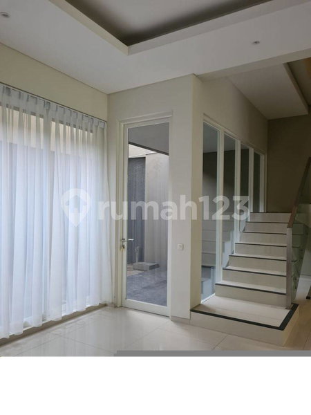 House for rent in Semarang, Indonesia · 4 rooms, 2 baths