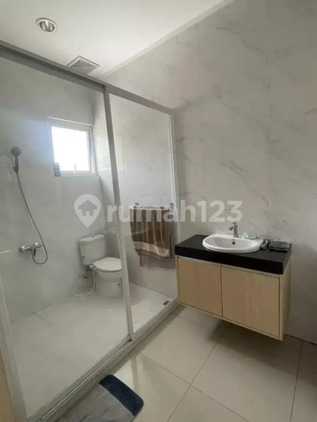House for rent in Semarang, Indonesia · 4 rooms, 3 baths