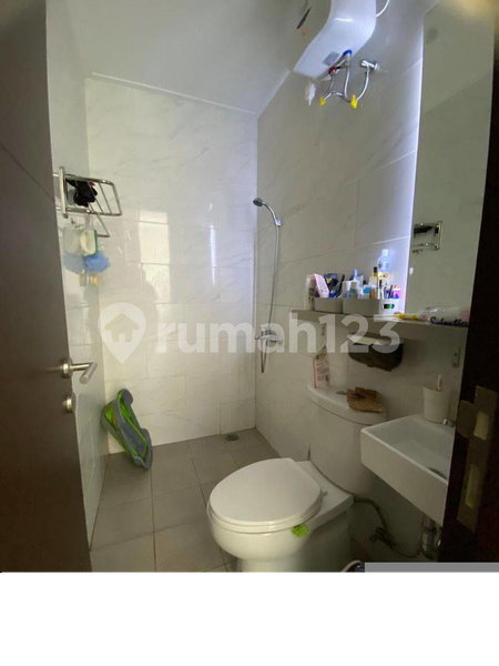 House for rent in Tangerang, Indonesia · Sukasari · 3 rooms, 2 baths