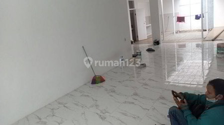 House for rent in Bandung, Indonesia · 4 rooms, 2 baths