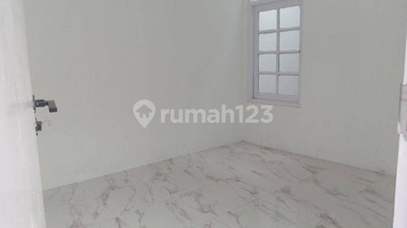 House for rent in Bandung, Indonesia · 4 rooms, 2 baths