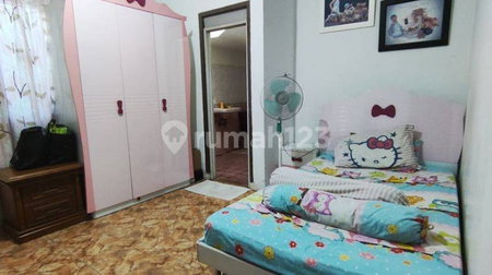 House for rent in Cimahi, Indonesia · 5 rooms, 4 baths