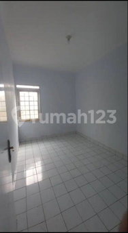 House for rent in Bandung, Indonesia · 4 rooms, 3 baths