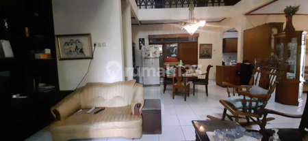 House for rent in Bandung, Indonesia · 6 rooms, 5 baths