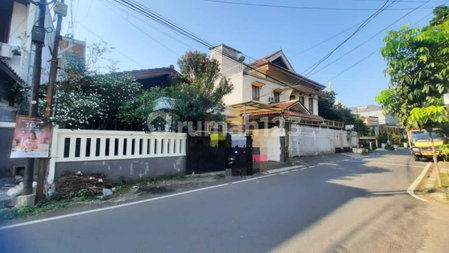 House for rent in Bandung, Indonesia · 3 rooms, 2 baths