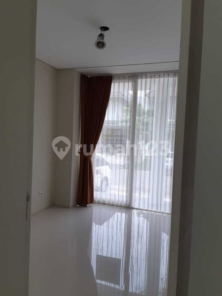 House for rent in North Jakarta, Indonesia · Penjaringan · 4 rooms, 3 baths