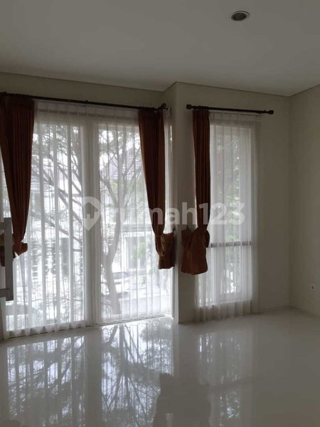 House for rent in North Jakarta, Indonesia · Penjaringan · 4 rooms, 3 baths