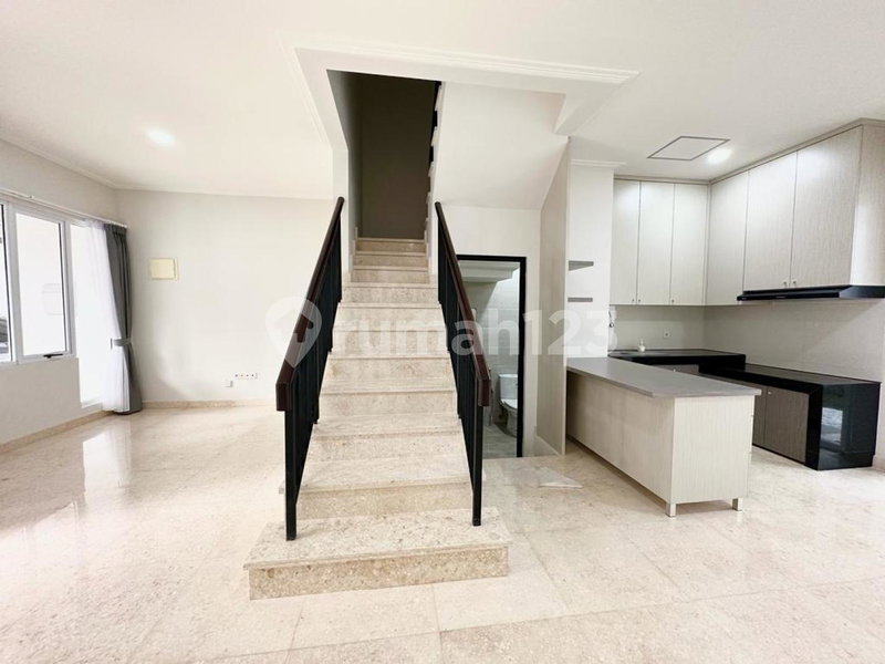 House for rent in Pamulang, Indonesia · Cilandak · 3 rooms, 2 baths