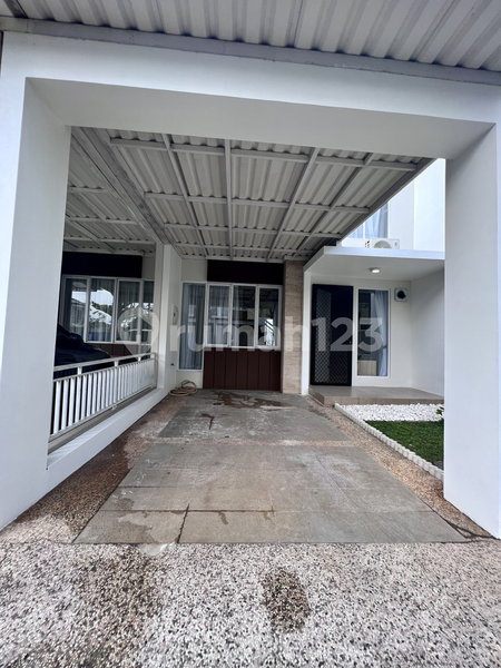 House for rent in Pamulang, Indonesia · Cilandak · 3 rooms, 2 baths