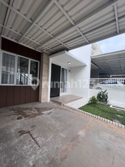 House for rent in Pamulang, Indonesia · Cilandak · 3 rooms, 2 baths