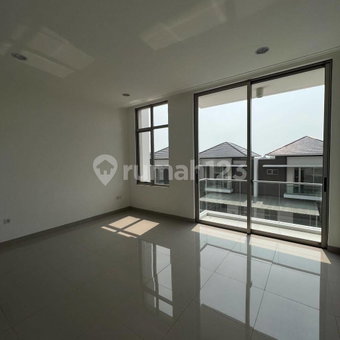 House for rent in North Jakarta, Indonesia · Penjaringan · 4 rooms, 4 baths