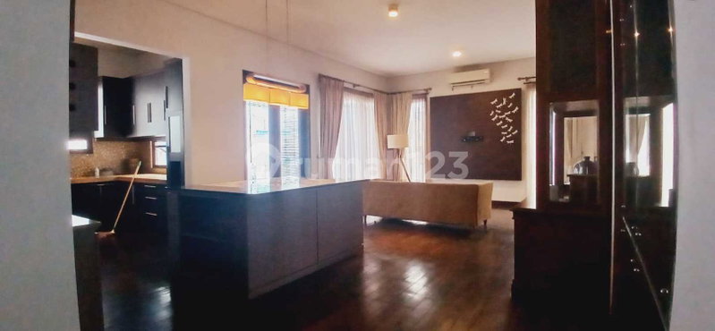 House for rent in Tangerang, Indonesia · Riding · 3 rooms, 3 baths