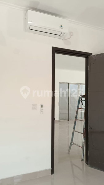 House for rent in North Jakarta, Indonesia · Penjaringan · 3 rooms, 3 baths