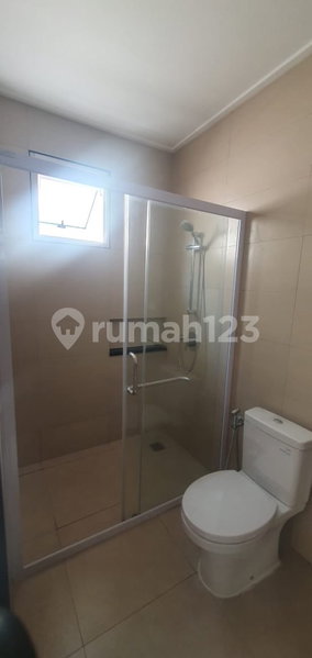 House for rent in North Jakarta, Indonesia · Penjaringan · 3 rooms, 3 baths