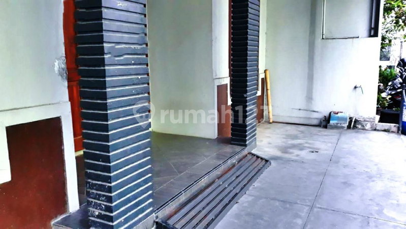 House for rent in Bandung, Indonesia · 2 rooms, 1 bath