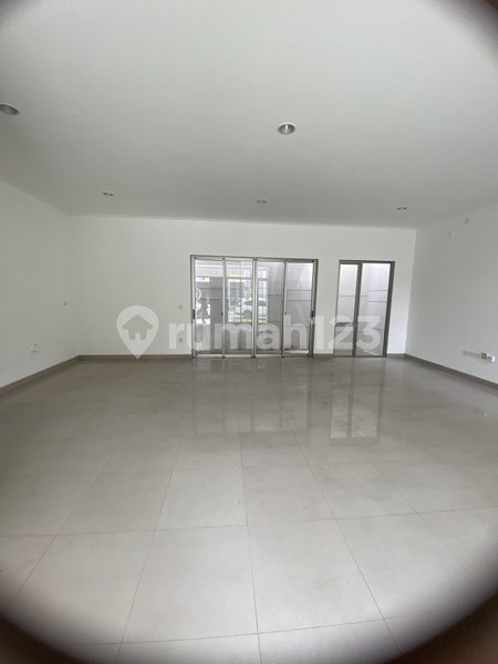 House for rent in North Jakarta, Indonesia · Penjaringan · 3 rooms, 3 baths