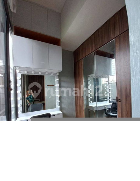 House for rent in Surabaya, Indonesia · 4 rooms, 4 baths
