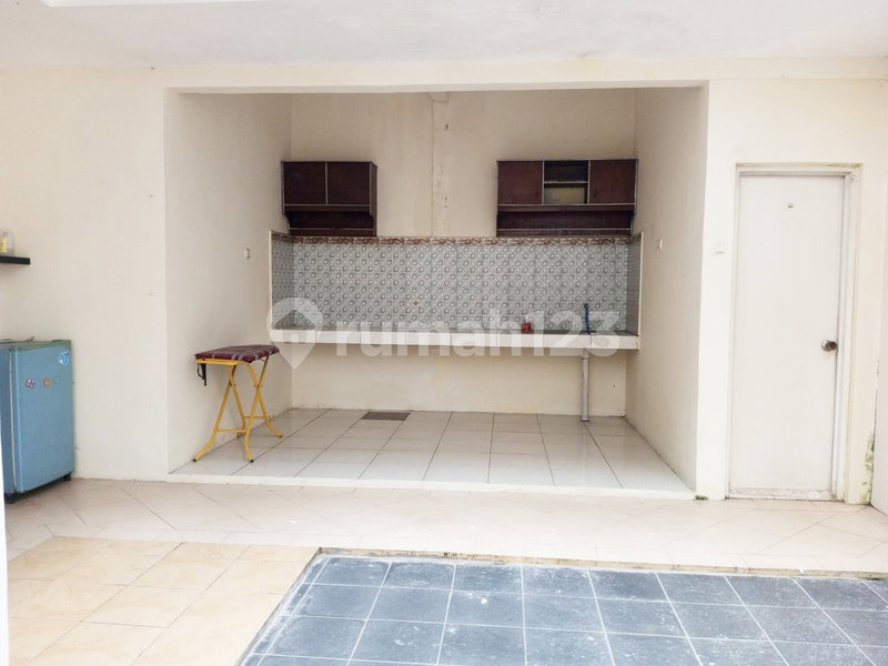 House for rent in Kuta, Indonesia · 6 rooms, 4 baths