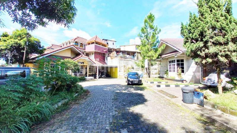 House for rent in Kuta, Indonesia · 5 rooms, 3 baths