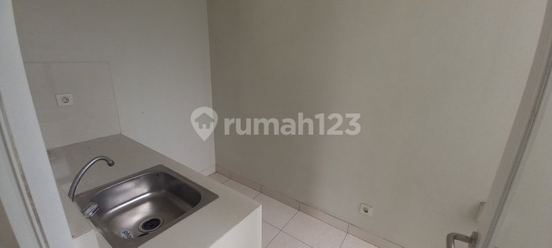 House for rent in Ciputat, Indonesia · East Coral · 3 rooms, 2 baths