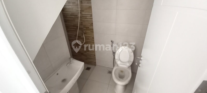 House for rent in Ciputat, Indonesia · East Coral · 3 rooms, 2 baths