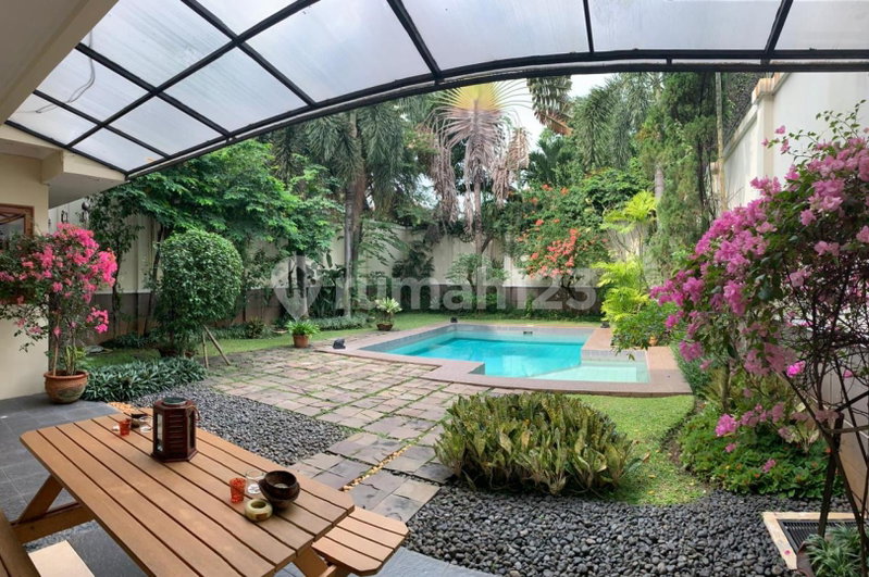 House for rent in Ciputat, Indonesia · East Coral · 5 rooms, 5 baths