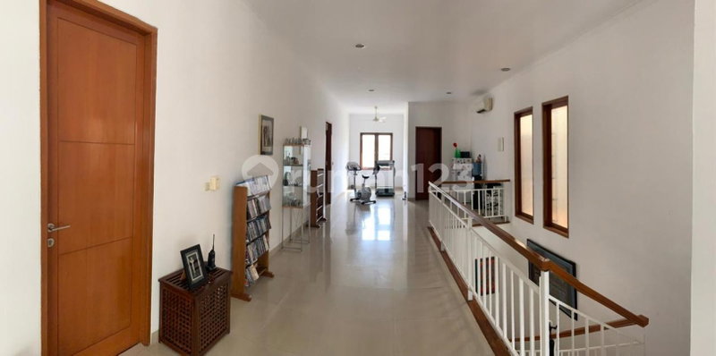House for rent in Ciputat, Indonesia · East Coral · 5 rooms, 5 baths
