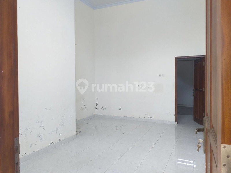 House for rent in Baki, Indonesia · 2 rooms, 1 bath