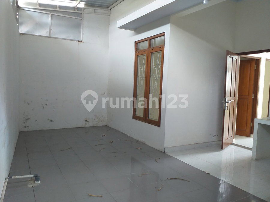 House for rent in Baki, Indonesia · 2 rooms, 1 bath