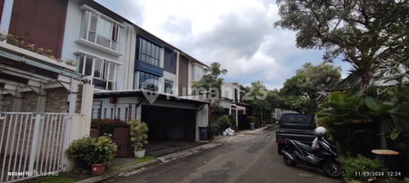 House for rent in Bekasi, Indonesia · 4 rooms, 3 baths