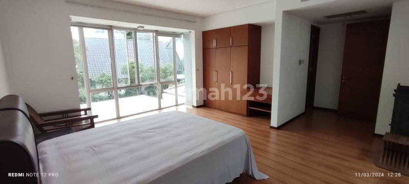House for rent in Bekasi, Indonesia · 4 rooms, 3 baths