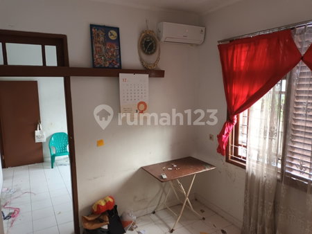 House for rent in West Jakarta, Indonesia · Cengkareng · 5 rooms, 3 baths