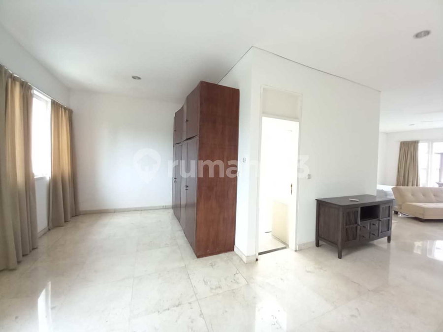 House for rent in Semarang, Indonesia · 4 rooms, 3 baths