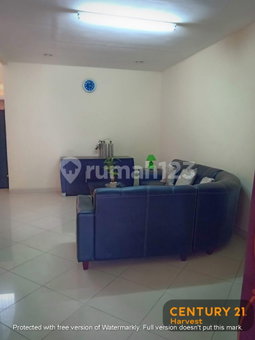 House for rent in Bandung, Indonesia · 4 rooms, 4 baths